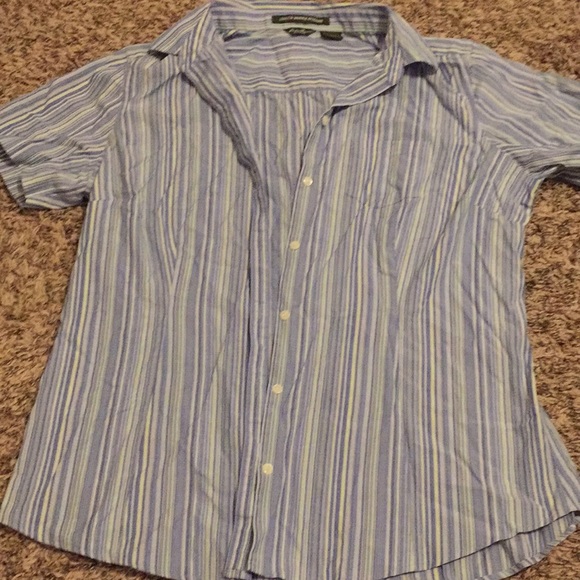 Eddie Bauer Tops - Eddie Bauer stretch wrinkle resistant button down